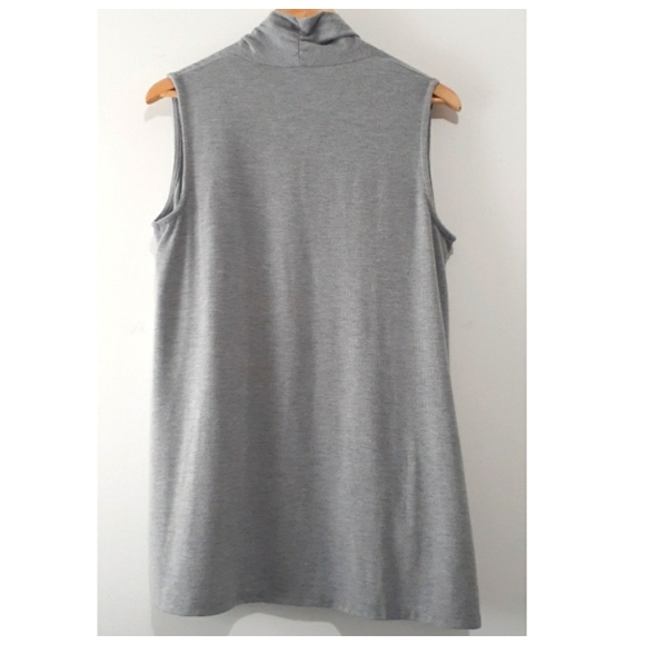 Croft & Barrow Sleeveless Open Front Vest - Picture 2 of 2